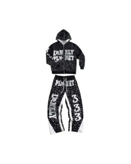 Streetwear Sweat Suit with Custom Logo by Aathlo
